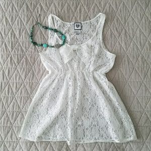 ☀️5 for $20- 5.7.9 Lace Tank top